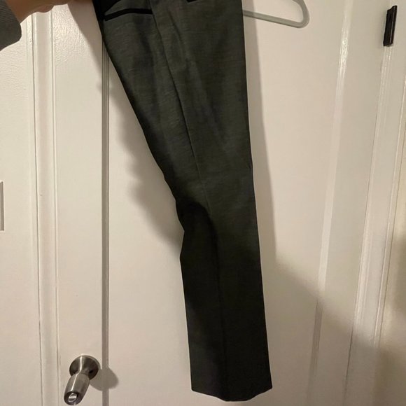 Express Columnist Gray/Black Business Casual Pants Studio Stretch - Picture 4 of 4